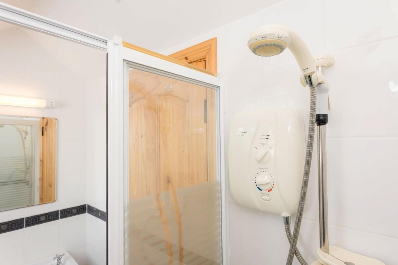 Kilkee Townhouse By Trident Holiday Homes Buitenkant foto