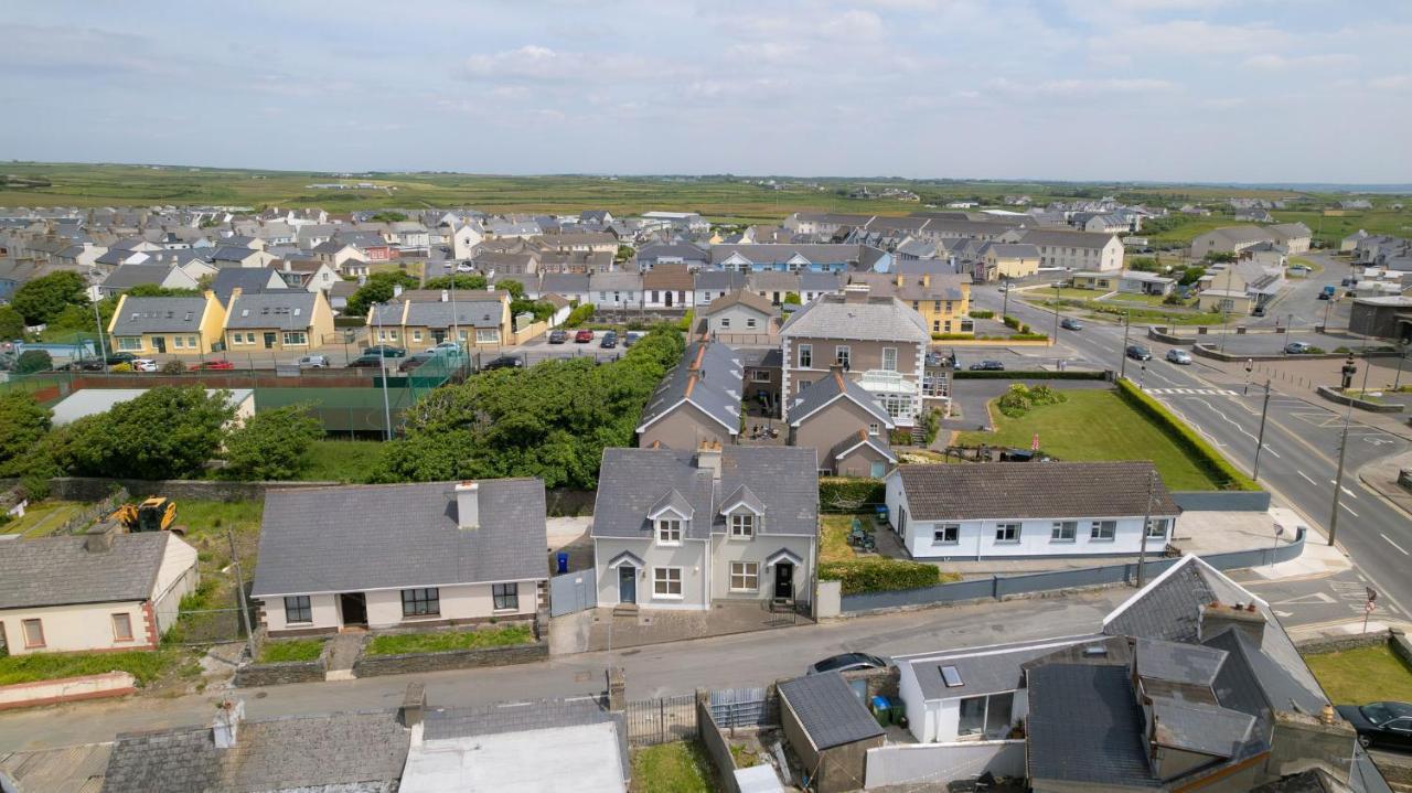 Kilkee Townhouse By Trident Holiday Homes Buitenkant foto